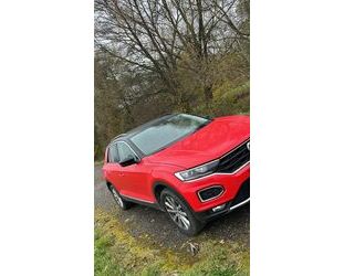 VW Volkswagen T-Roc 1.6 TDI SCR IQ.DRIVE IQ.DRIVE Gebrauchtwagen