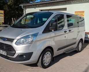 Ford Ford Tourneo Custom 300 2.2 TDCI 8 Sitzer Gebrauchtwagen