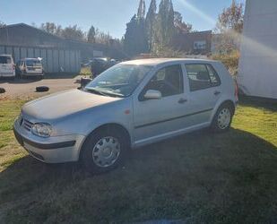 VW Volkswagen Golf 1.6 Tüv Neu. Ahk. Neue Kupplung Gebrauchtwagen