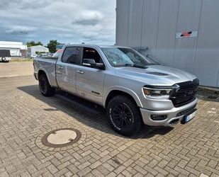 Dodge Dodge RAM 1500 Laramie Night CrewCab, Long, Pano, Gebrauchtwagen