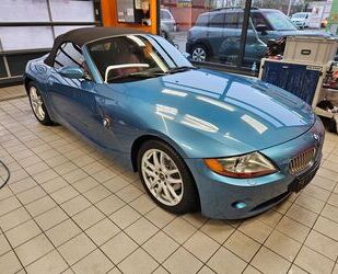 BMW BMW Z4 3.0i Navigationssystem Xenon Tempomat 1. Ha Gebrauchtwagen