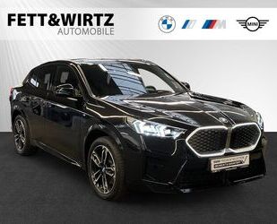 BMW BMW iX2 xDrive30 M Sport|Panorama|Head-Up|H/K Gebrauchtwagen