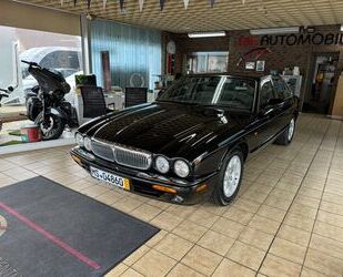 Jaguar Jaguar XJ8 4.0 XJ Sovereign LEDER PDC Multifkt Tem Gebrauchtwagen