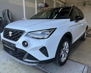 Seat Seat Arona 1,0TSI DSG FR VisionPlus NAVI Alcantara Gebrauchtwagen