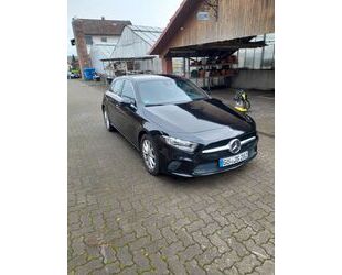 Mercedes-Benz Mercedes-Benz A180 Progressive und Design Gebrauchtwagen