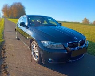 BMW BMW 320d - Seniorenfahrzeug, Vollleder, Automatik Gebrauchtwagen