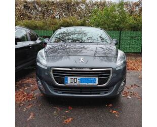 Peugeot Peugeot 5008 2.0 Allure HDi 160 Automatik Allure Gebrauchtwagen