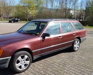 Mercedes-Benz Mercedes-Benz E 300 - 4 Matic - 124 T Gebrauchtwagen