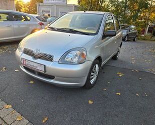 Toyota Toyota Yaris VVTI Klima / Standheizung / Alwetter Gebrauchtwagen