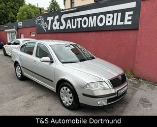 Skoda Skoda Octavia 1.6 Ambiente -Klimaaut.-AHK-PDC- Gebrauchtwagen