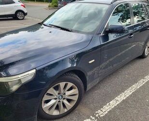 BMW BMW 520d touring Panorama AHK WINTERAUTO Sparsam Gebrauchtwagen