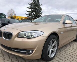 BMW BMW 530i Lim Aut Xenon Leder PDC SHZ Schiebedach Gebrauchtwagen