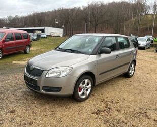 Skoda Skoda Fabia 1.2 Classic AHK*RADIO*elektr.FH Gebrauchtwagen