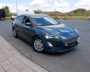 Ford Ford Focus Turnier Cool & Connect Gebrauchtwagen