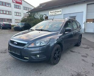 Ford Ford Focus Turnier Style + Automatik TÜV Neu Gebrauchtwagen