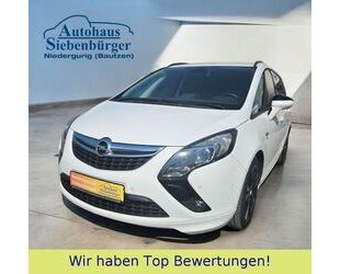 Opel Opel Zafira C Tourer 1.4 Style ***Navi + AHK*** Gebrauchtwagen