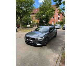 Volvo Volvo S60 T5 Geartronic R Design AHK, H&K, Pano, A Gebrauchtwagen