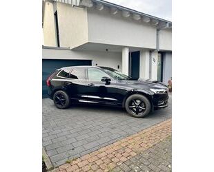 Volvo Volvo XC60 D4 AWD Momentum Geartronic Momentum AHK Gebrauchtwagen