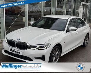 BMW BMW 330e xDr.Sports.Laser HUD ACC Kamera KomfZ.HiF Gebrauchtwagen