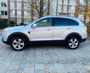 Chevrolet Chevrolet Captiva 2.0 VCDI Automatik 7 Sitze Lede Gebrauchtwagen