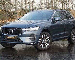 Volvo Volvo XC60 B4 Mom Pro PilotAss/Cam/AHK/Key/H&K/VLe Gebrauchtwagen