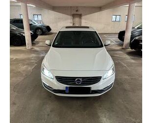 Volvo Volvo S60 D3 Geartronic Summum Summum Gebrauchtwagen