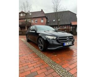 Mercedes-Benz Mercedes-Benz E 220 d 4MATIC T Autom. - NIGHTPAKET Gebrauchtwagen