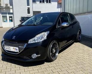 Peugeot Peugeot 208 1.6 Allure - PDC hinten - 8-fach Berei Gebrauchtwagen