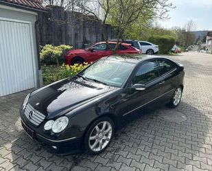 Mercedes-Benz Mercedes-Benz C 230 V6 *Top Gepflegt* StHZ, Leder Gebrauchtwagen