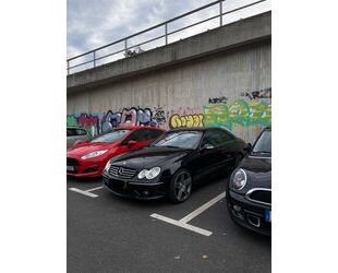 Mercedes-Benz Mercedes-Benz CLK 320 AVANTGARDE Avantgarde Gebrauchtwagen