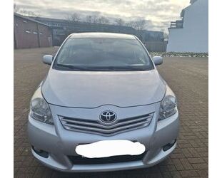 Toyota Toyota Verso 2.2l D-CAT Life Life Gebrauchtwagen