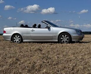 Mercedes-Benz Mercedes-Benz CLK 320 Erstbesitz, Scheckheft, Gara Gebrauchtwagen