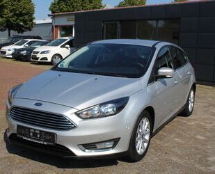 Ford Ford Focus Lim. Titanium Automatik Gebrauchtwagen