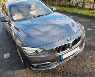 BMW BMW 320i Touring Luxury Line Services neu Gebrauchtwagen