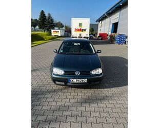 VW Volkswagen Golf 1.6 FSI Champ Edition Gebrauchtwagen