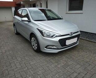 Hyundai Hyundai i20 1.4 CRDi blue Trend, GW Garantie bis 0 Gebrauchtwagen