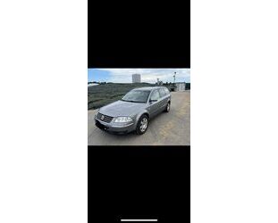 VW Volkswagen Passat Variant 2.3 V5 Highline Variant Gebrauchtwagen