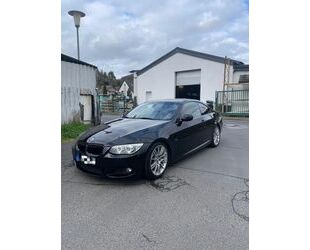 BMW BMW 330d Coupé LCI M-Paket ab Werk ! Gebrauchtwagen