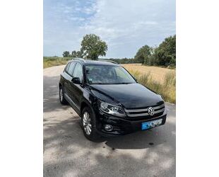 VW Volkswagen Tiguan 2.0 TDI *DSG*4x4*PANO*AHK* Gebrauchtwagen