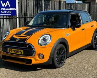 Mini MINI 2.0 Cooper S Chili Serious Business Gebrauchtwagen