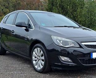 Opel Opel Astra 1.4 Turbo Cosmo, Xenon, 8 fach Bereift Gebrauchtwagen