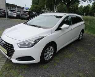 Hyundai Hyundai i40 cw blue Trend, Klimaautomatik, PDC hin Gebrauchtwagen