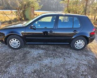 VW Volkswagen Golf 1.6 Special Klima Sitzhzg top TÜV Gebrauchtwagen