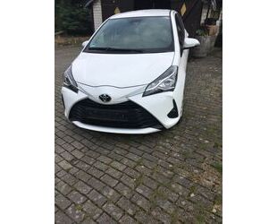 Toyota Toyota Yaris 1,0-l-VVT-i Comfort Comfort Gebrauchtwagen