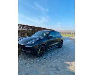 Porsche Porsche Cayenne S E-Hybrid Platinum Edition Platin Gebrauchtwagen