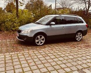 Skoda Skoda Fabia 1.2l TSI 77kW Scout Combi Scout TÜV NE Gebrauchtwagen