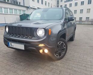 Jeep Jeep Renegade 2.0 MultiJet 125kW D Trailhawk 4x4 . Gebrauchtwagen