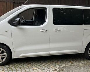 Opel Opel Vivaro Edition lang DoKa LKW 6 Sitze Stand Gebrauchtwagen