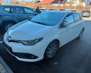 Toyota Toyota Auris Edition-S 1.Hand-Pdc-Shz-Led-Euro6 Gebrauchtwagen