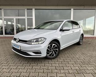 VW Volkswagen Golf VII Lim. Join PDC NAVI AHK SITZHZ Gebrauchtwagen